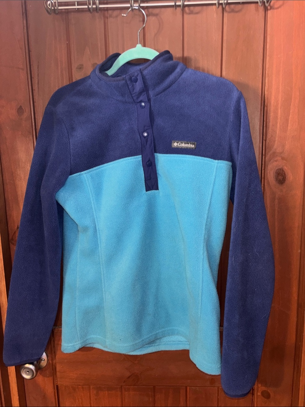 Columbia Two-Tone Navy and Light Blue Fleece Snap Pullover